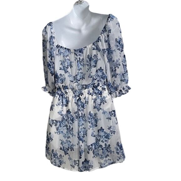 NWT Altar'd State Blue and White Floral Adelaide Romper Size S - Picture 3 of 5